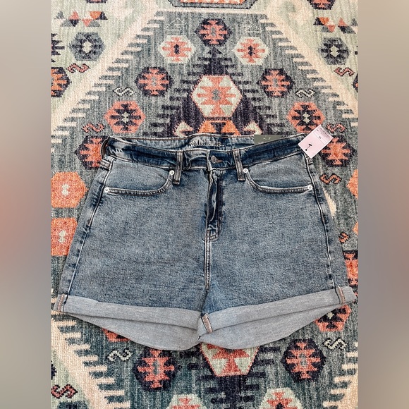 NWT wild fable | high rise shorts - Picture 2 of 2